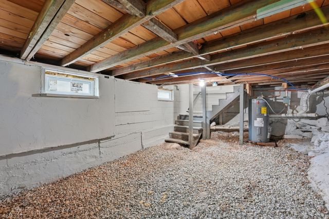 49 Harrington Rd., Charlton, MA 01507