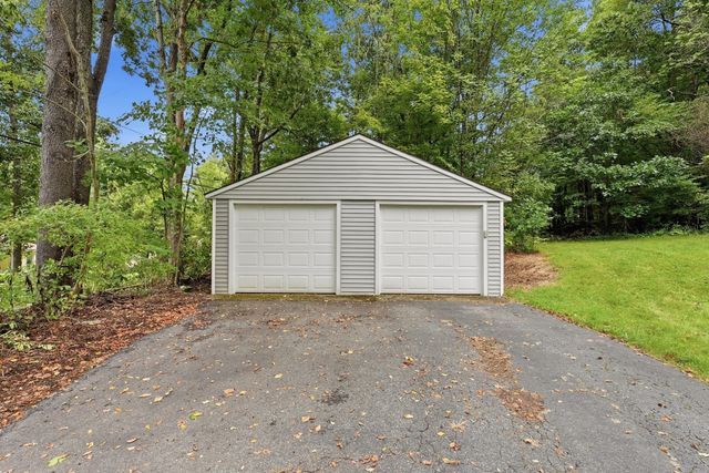 49 Harrington Rd., Charlton, MA 01507