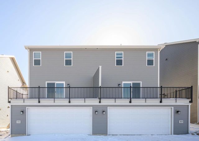 10114 Mosaic Way, Middleton, WI 53562