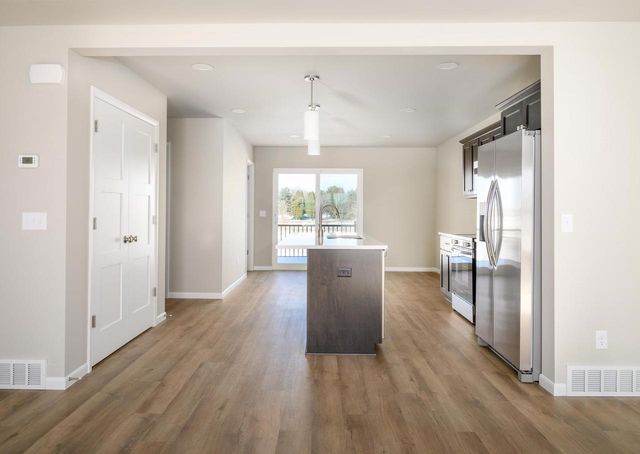 10114 Mosaic Way, Middleton, WI 53562