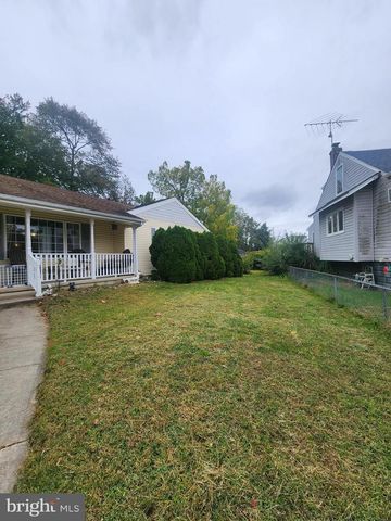 22 THEODORE AVE, Maple Shade, NJ 08052