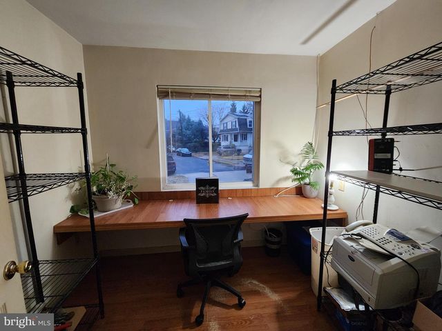 22 THEODORE AVE, Maple Shade, NJ 08052