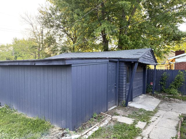 3742 Payton Avenue, Indianapolis, IN 46226