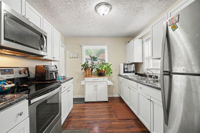 3010 Range Street, Kalamazoo, MI 49004