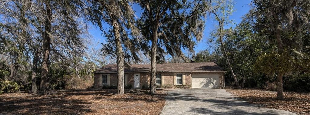Image 2 of property listing at 8212 STONER WOODS DRIVE, Riverview, FL 33569