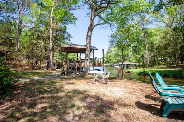 12286 Fairlane Rd, St Francisville, LA 70775