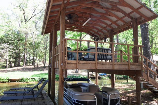 12286 Fairlane Rd, St Francisville, LA 70775