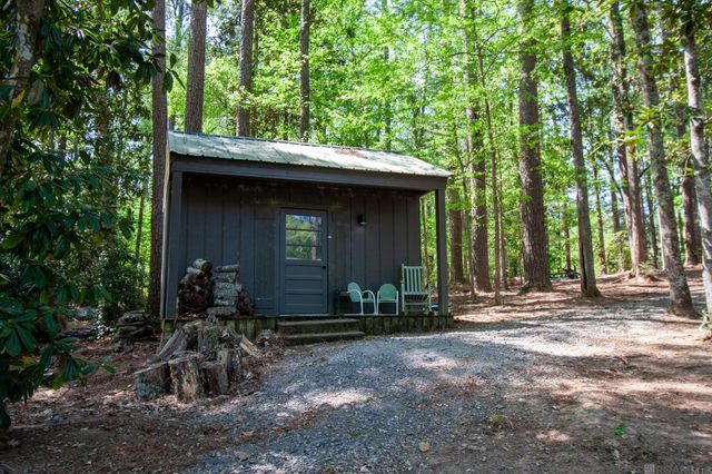 12286 Fairlane Rd, St Francisville, LA 70775