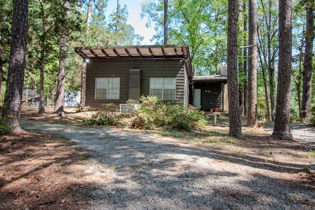 12286 Fairlane Rd, St Francisville, LA 70775