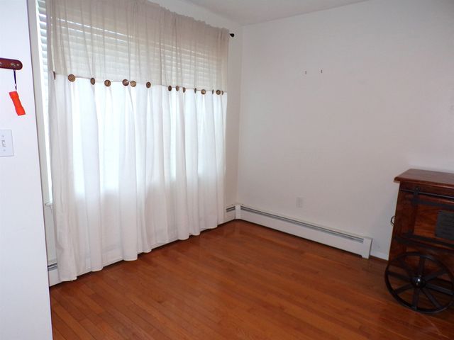 6 Pleasant Street, Hooksett, NH 03106