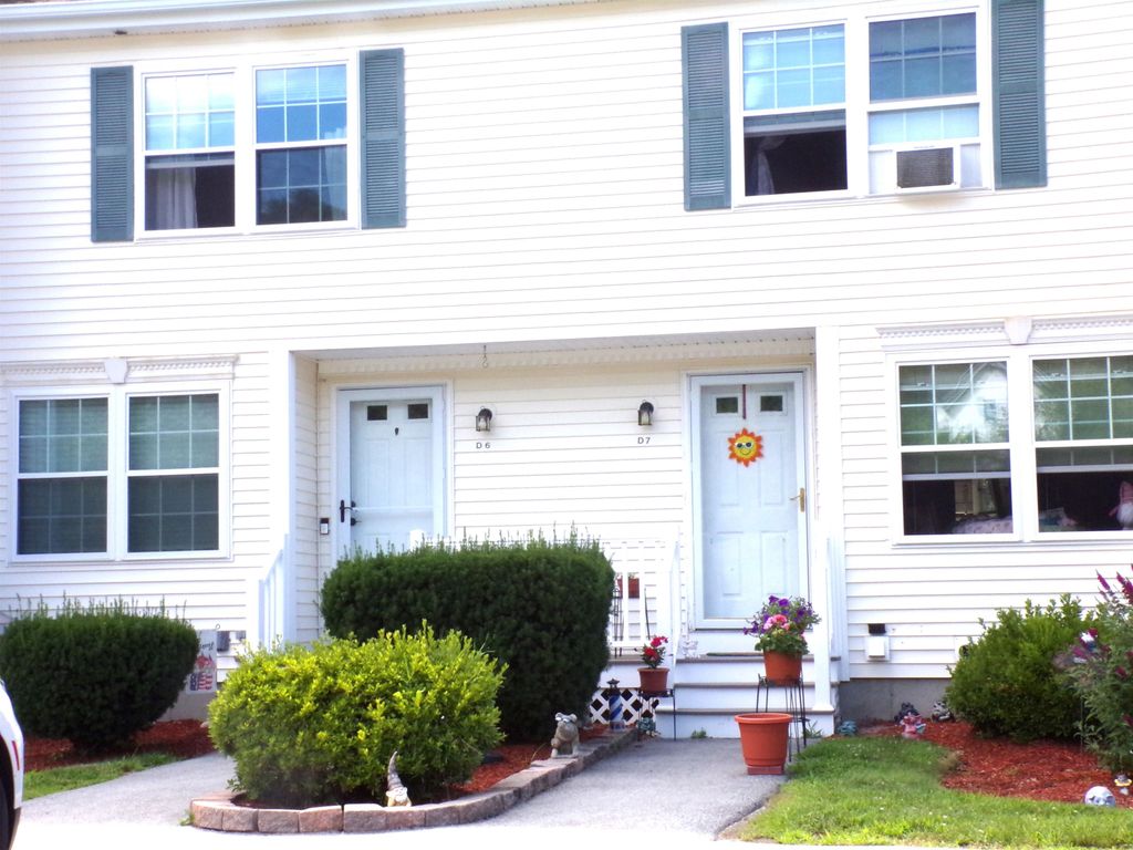 6 Pleasant Street, Hooksett, NH 03106