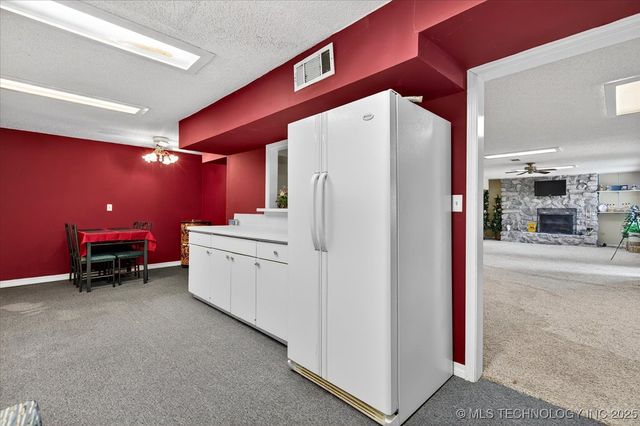 1329 Oakdale Drive, Bartlesville, OK 74006