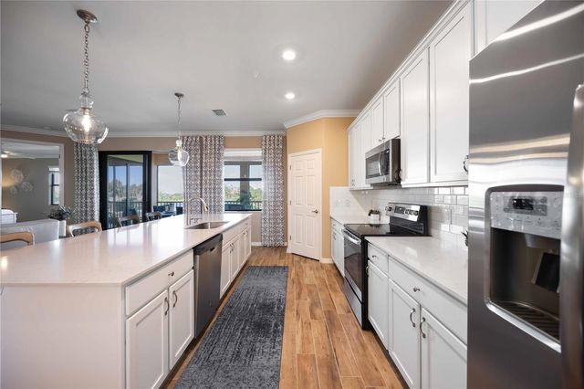 10788 TARFLOWER DRIVE 202, Venice, FL 34293