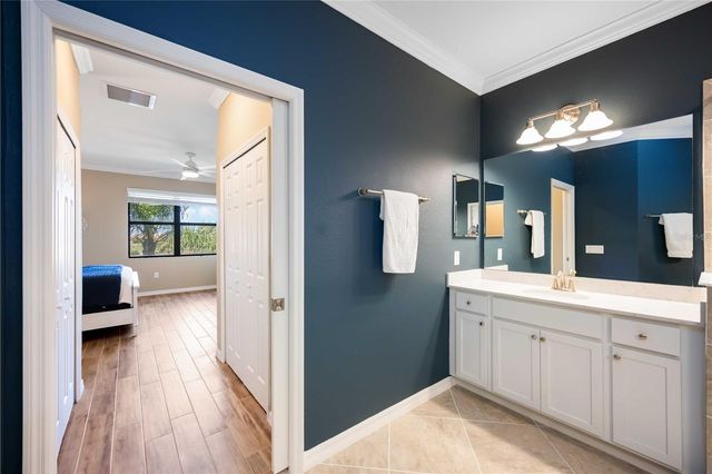 10788 TARFLOWER DRIVE 202, Venice, FL 34293