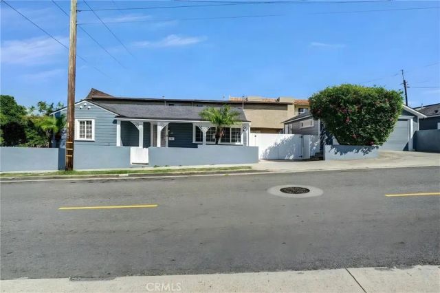 17202 Grevillea, Lawndale, CA 90260