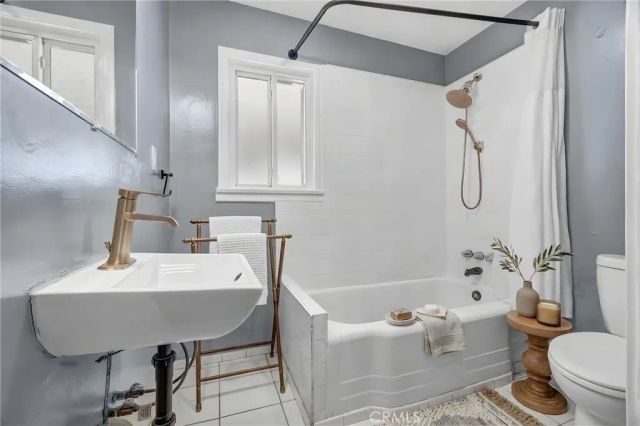 17202 Grevillea, Lawndale, CA 90260