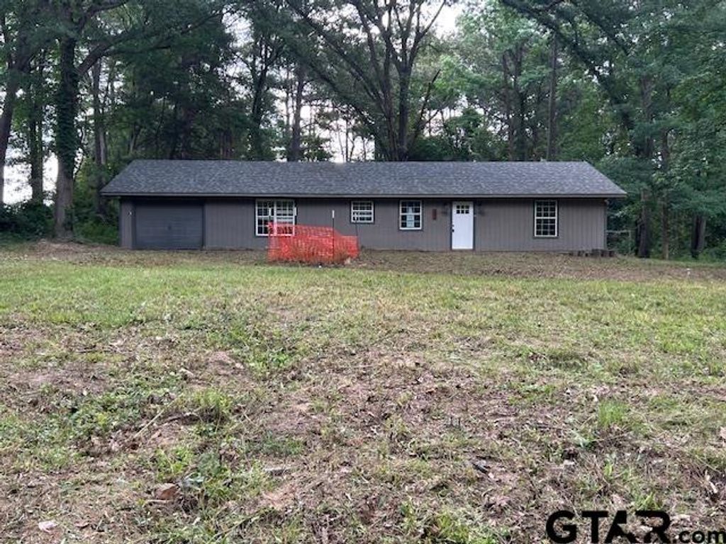 983 Nandena Rd, Gilmer, TX 75644