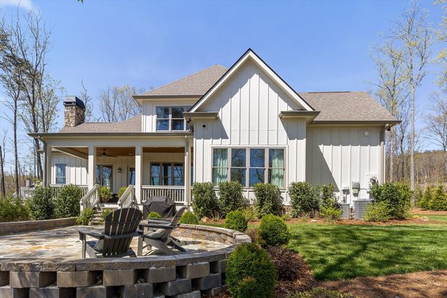 1375 Wintergreen Lane, Signal Mountain, TN 37377