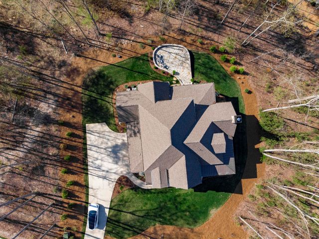 1375 Wintergreen Lane, Signal Mountain, TN 37377