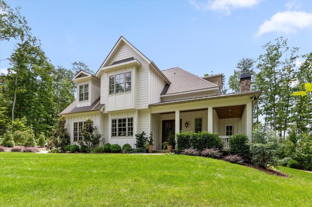 1375 Wintergreen Lane, Signal Mountain, TN 37377