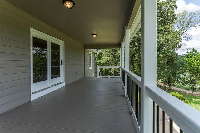 96 West Road, Warne, NC 28909