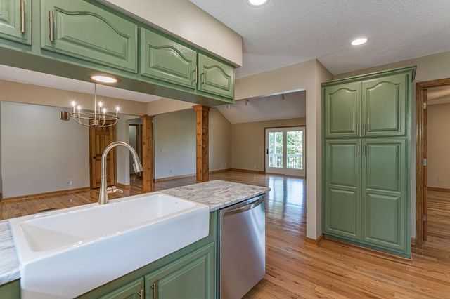 96 West Road, Warne, NC 28909