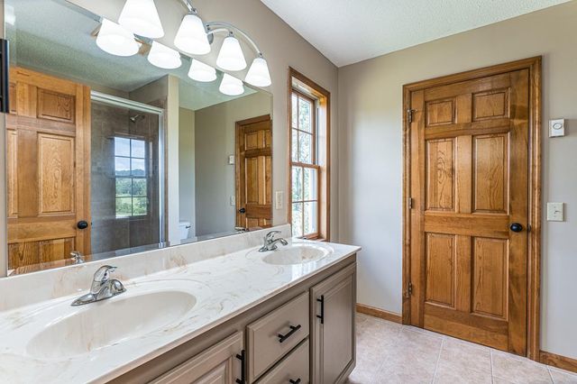 96 West Road, Warne, NC 28909