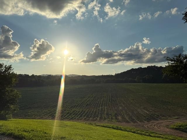 96 West Road, Warne, NC 28909