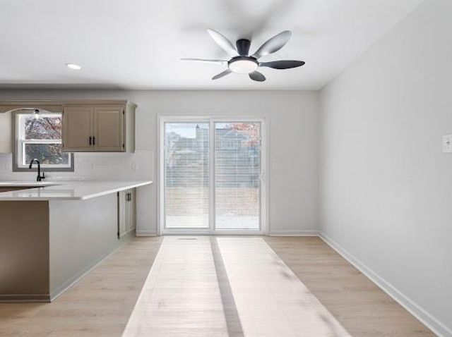 1225 Kenwood Drive, Lee's Summit, MO 64064