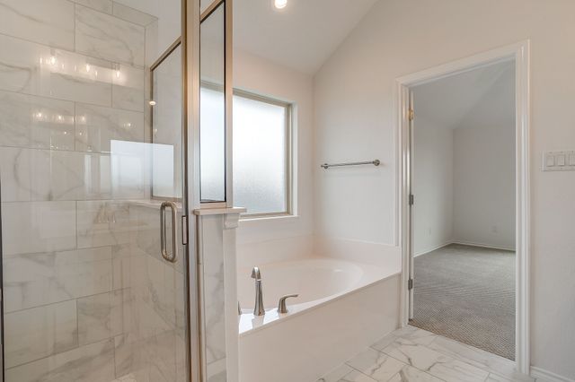 6913 Trail Rock Drive, Benbrook, TX 76126