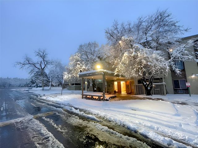 1304 S Parker Road 148, Denver, CO 80231