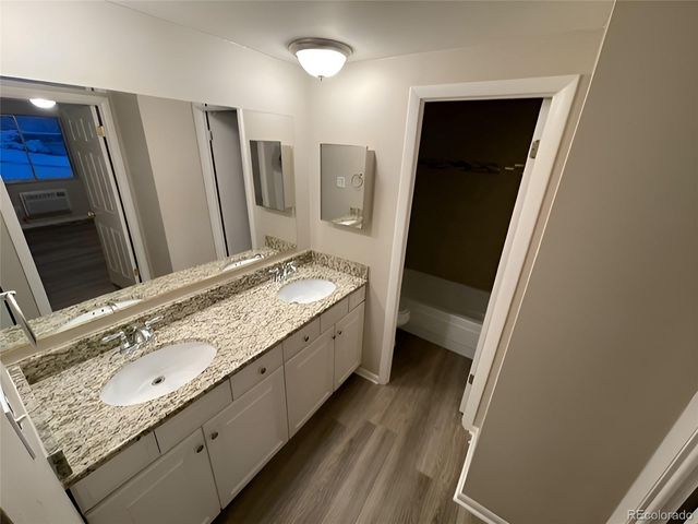 1304 S Parker Road 148, Denver, CO 80231