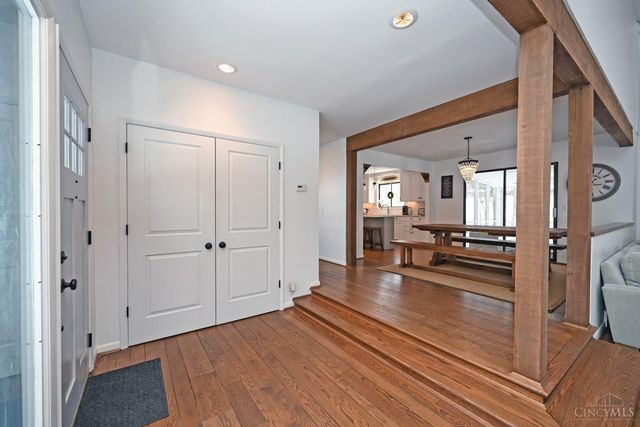 2 Stoney Creek Lane, Terrace Park, OH 45174