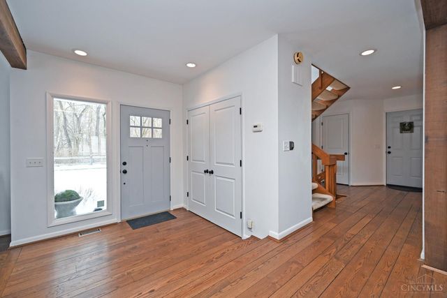 2 Stoney Creek Lane, Terrace Park, OH 45174