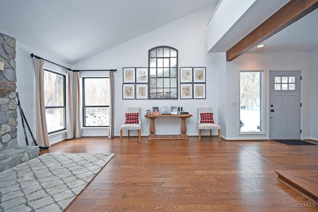 2 Stoney Creek Lane, Terrace Park, OH 45174