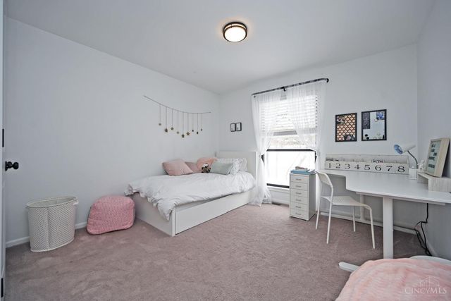 2 Stoney Creek Lane, Terrace Park, OH 45174