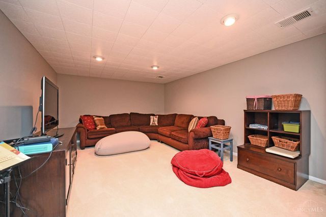 2 Stoney Creek Lane, Terrace Park, OH 45174