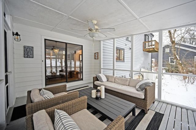 2 Stoney Creek Lane, Terrace Park, OH 45174