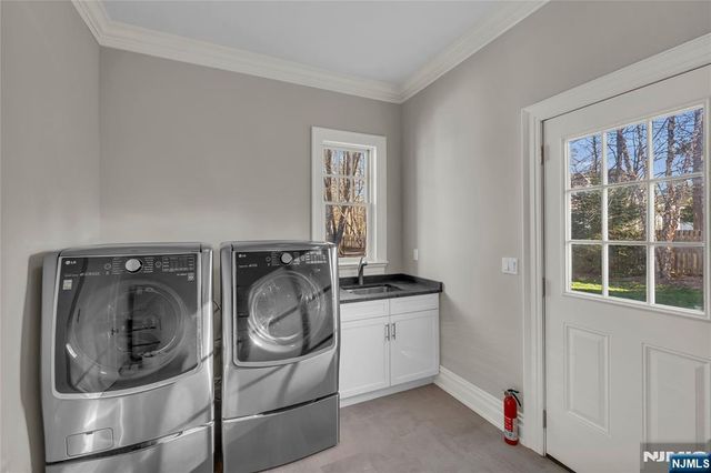 106 Koch Lane, Old Tappan, NJ 07675