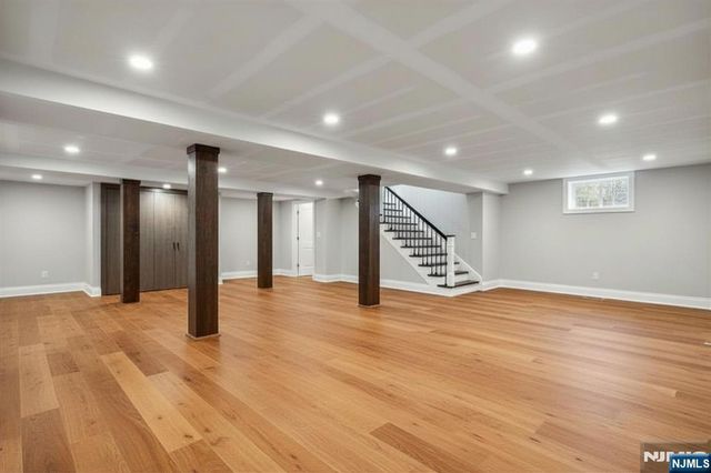 106 Koch Lane, Old Tappan, NJ 07675