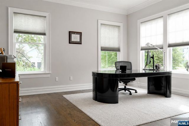 106 Koch Lane, Old Tappan, NJ 07675