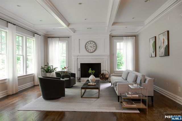 106 Koch Lane, Old Tappan, NJ 07675