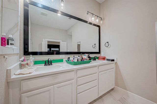 5806 Pearl Hill Court, Rosenberg, TX 77469