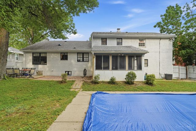 8881 Paw Paw Lane, Sycamore Twp, OH 45236
