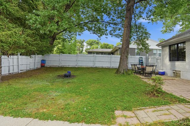 8881 Paw Paw Lane, Sycamore Twp, OH 45236