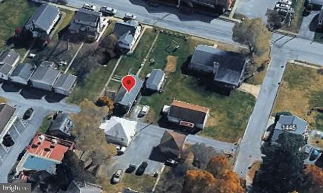 1515A E CARACAS AVE, Hershey, PA 17033