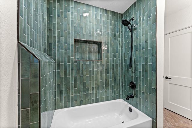 3725 Griggs Road, Houston, TX 77021