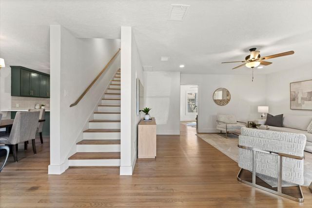 3725 Griggs Road, Houston, TX 77021