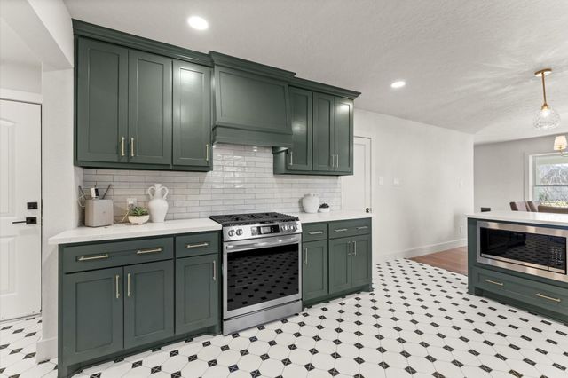 3725 Griggs Road, Houston, TX 77021