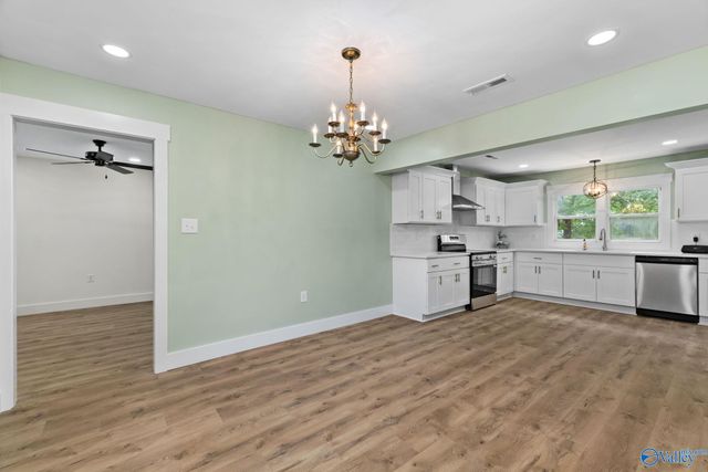 10690 Country Corner Road, Athens, AL 35614